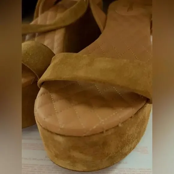 Chanel Brown Suede Platform Wedge Sandals 40 - Picture 8 of 9